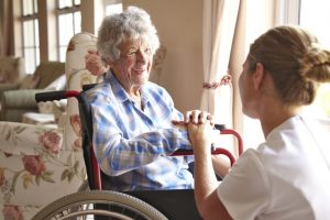 Home Care Services in Edgewater Chicago - Assisting Hands Home Care